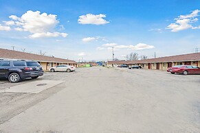 Flint Motel by OYO MI Near I-475