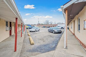 Flint Motel by OYO MI Near I-475