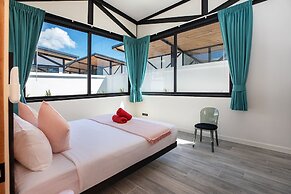 22m Oxygen Pool Villa Sunset Garden 9