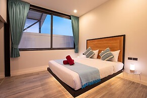 22m Oxygen Pool Villa Sunset Garden 9