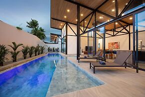 22m Oxygen Pool Villa Sunset Garden 9