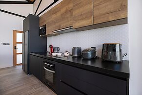 22m Oxygen Pool Villa Sunset Garden 9