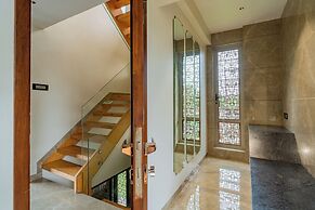 Alaya Stays 3-BHK with Pool near Khandala Hills - Imperial Serenia