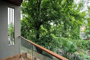 Alaya Stays 3-BHK with Pool near Khandala Hills - Imperial Serenia