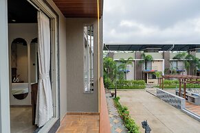 Alaya Stays 3-BHK with Pool near Khandala Hills - Imperial Serenia