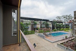 Alaya Stays 3-BHK with Pool near Khandala Hills - Imperial Serenia