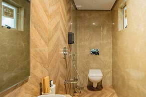 Alaya Stays 3-BHK with Pool near Khandala Hills - Imperial Serenia