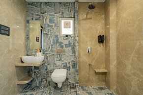 Alaya Stays 3-BHK with Pool near Khandala Hills - Imperial Serenia