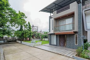 Alaya Stays 3-BHK with Pool near Khandala Hills - Imperial Serenia