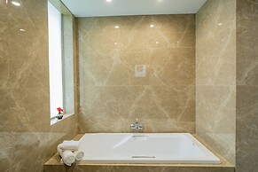 Alaya Stays 3-BHK with Pool near Khandala Hills - Imperial Serenia