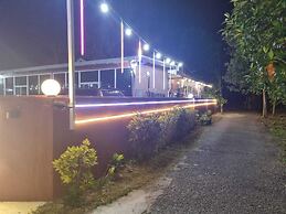 Capital O 91126 The Raga Chalet