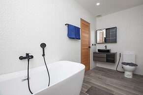 New 19m Eco Pool Villa Sunset Garden 10