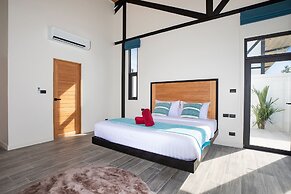 New 19m Eco Pool Villa Sunset Garden 10