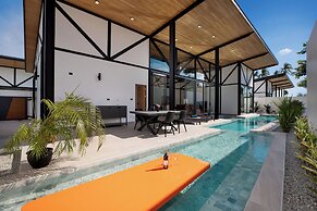 New 19m Eco Pool Villa Sunset Garden 10