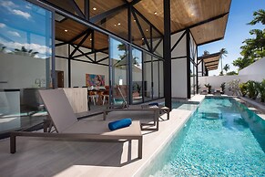 New 19m Eco Pool Villa Sunset Garden 10