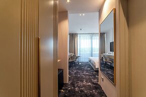 Elania Resort & Spa