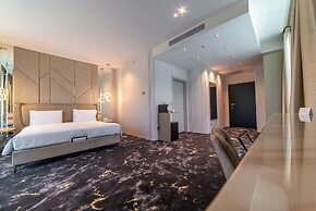 Elania Resort & Spa