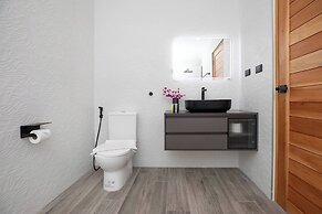 17m Oxygen Pool Villa Sunset Garden 11