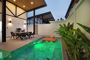 17m Oxygen Pool Villa Sunset Garden 11