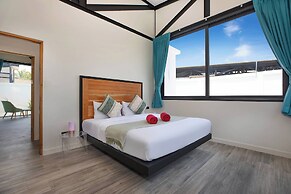 17m Oxygen Pool Villa Sunset Garden 11