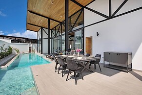 17m Oxygen Pool Villa Sunset Garden 11