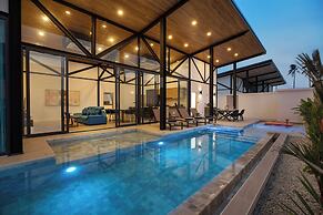 17m Oxygen Pool Villa Sunset Garden 11