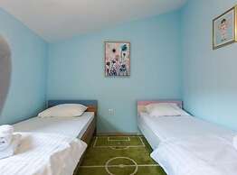 Cozy Three Bedroom Apartment With Terrace in Zadar