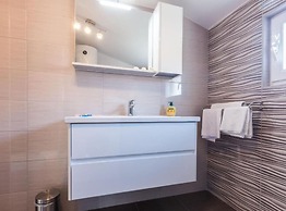 Cozy Three Bedroom Apartment With Terrace in Zadar