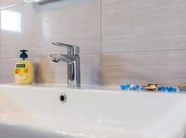 Cozy Three Bedroom Apartment With Terrace in Zadar