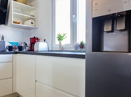 Cozy Three Bedroom Apartment With Terrace in Zadar