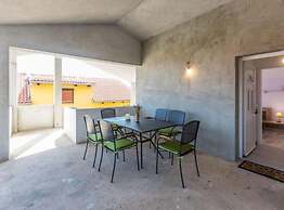 Cozy Three Bedroom Apartment With Terrace in Zadar