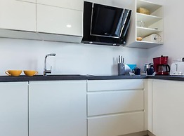 Cozy Three Bedroom Apartment With Terrace in Zadar