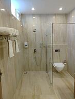 Corbett Elegant Retreat