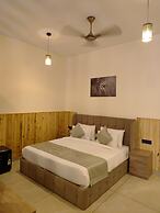 Corbett Elegant Retreat