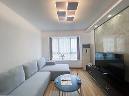 Tyms 2BR Apt WeiningRD Near CESIS Line2