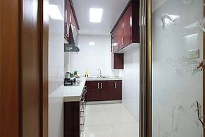 Tyms 2BR Apt WeiningRD Near CESIS Line2