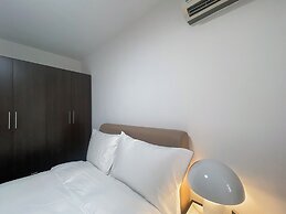 Tyms 2BR Apt WeiningRD Near CESIS Line2