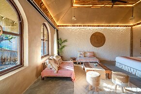 Sunanda by 1810AD - An Organic Retreat