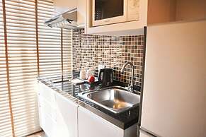 Icon Narindra Suites Hotel