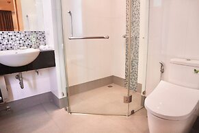 Icon Narindra Suites Hotel