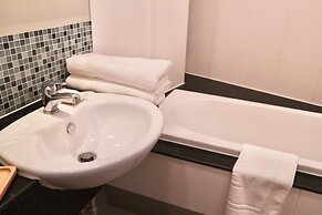 Icon Narindra Suites Hotel