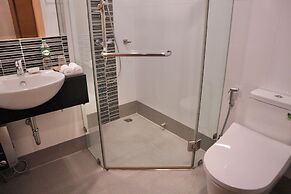 Icon Narindra Suites Hotel