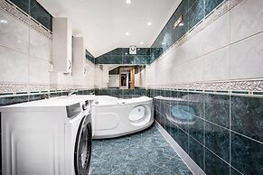 Large Single-family Home - Central in Voss