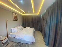 Home Xperience Luxury Apartments