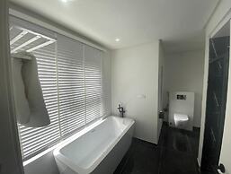 Home Xperience Luxury Apartments
