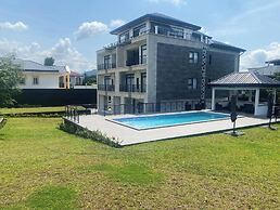 Home Xperience Luxury Apartments