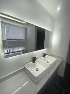 Home Xperience Luxury Apartments