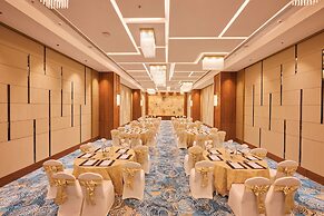 Iris Sarovar Portico