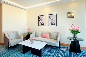 Iris Sarovar Portico