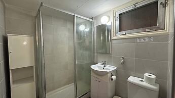 Seaside Larnaca Makenzie- 50m to Beach